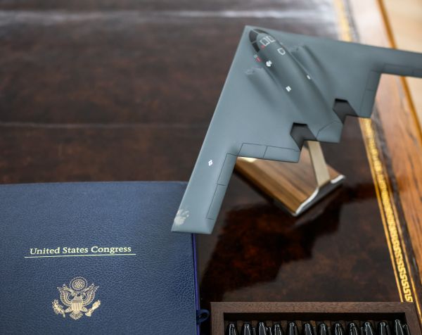 سدّ الفجوة المؤسسية في استراتيجية ترامب للشرق الأوسط 