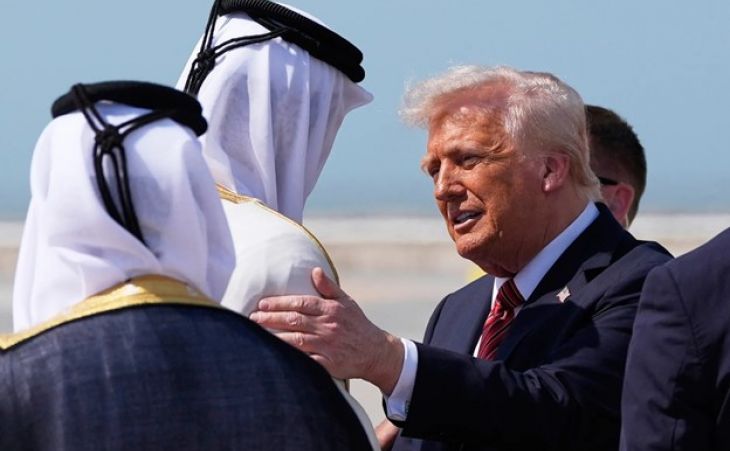 الغارديان": إذلال ترامب لقطر والهند يُنذر بفوضى عارمة