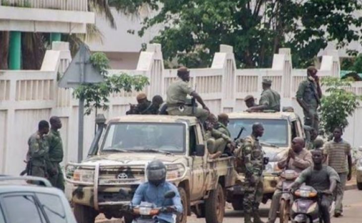 ورقة تحليلية: بنين على تخوم الاستقرار: محاولة الانقلاب وأسئلة الديمقراطية والشرعية