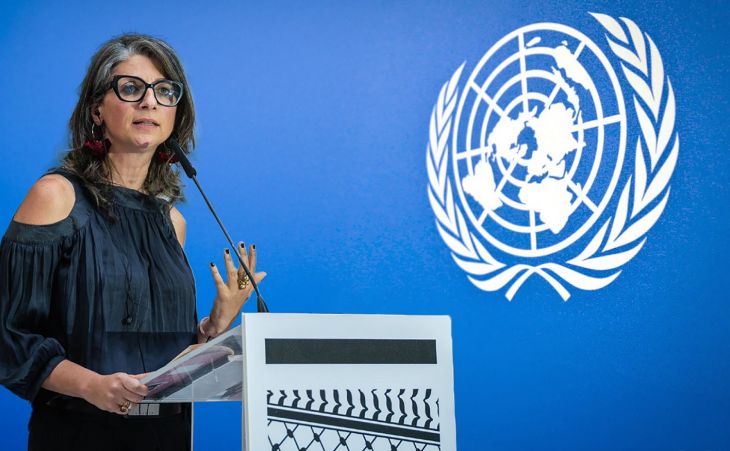 ألبانيزي، المقاومة، وديناميات التغيير في النظام الدولي