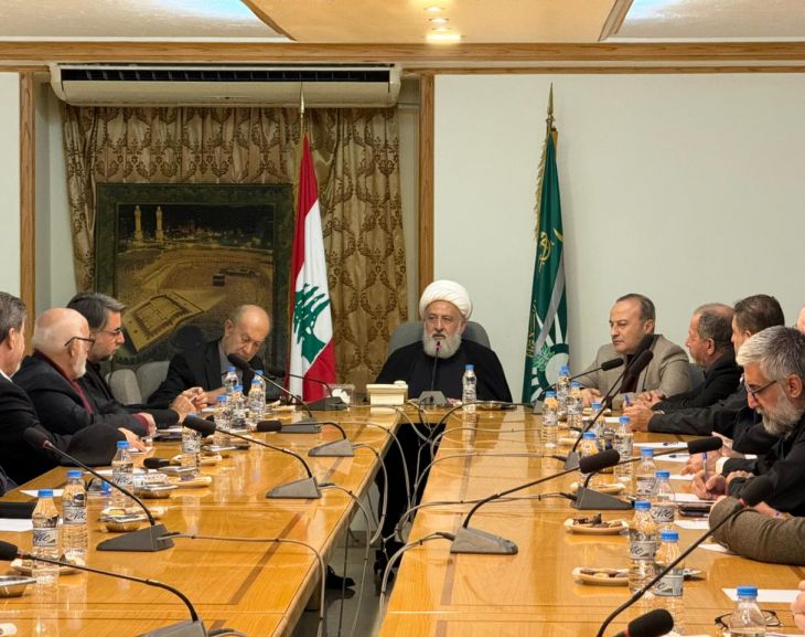  لقاء سياسي خاص مع نائب رئيس المجلس الإسلامي الشيعي الأعلى سماحة الشيخ علي الخطيب 